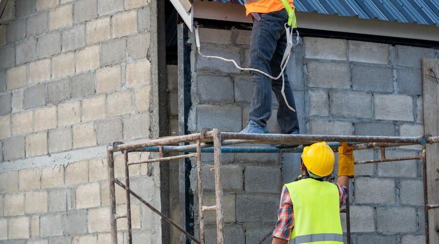 Expert Emergency Roof Repairs services in New Haven, IN